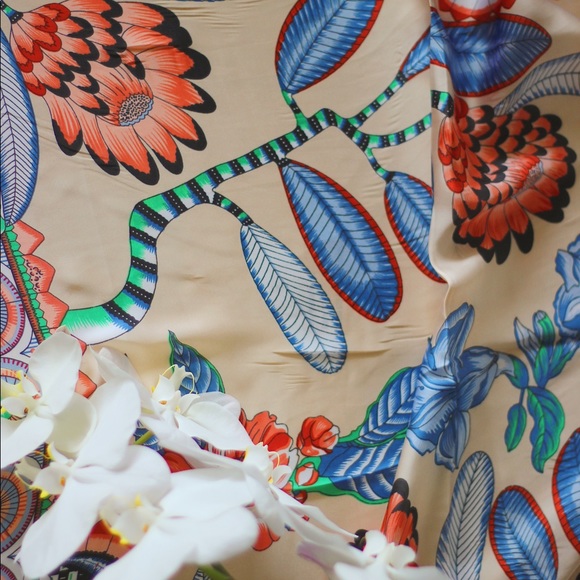 Scarf - Picture 3 of 5